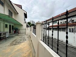 Sennett Estate (D13), Terrace #553575191